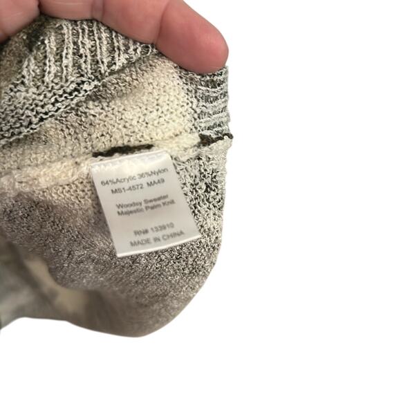 Show me your mumu oversized Leaf Print Sweater size Small - Picture 5 of 6